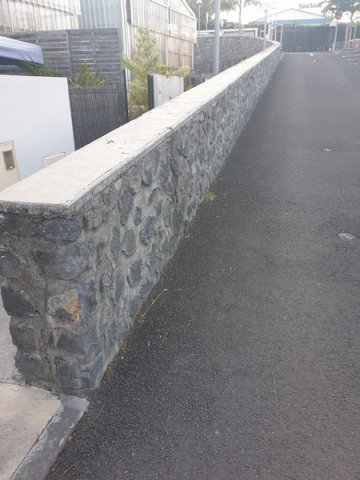 Création ou rehaussement de mur en parpaing sur muret existant à Saint-Pierre