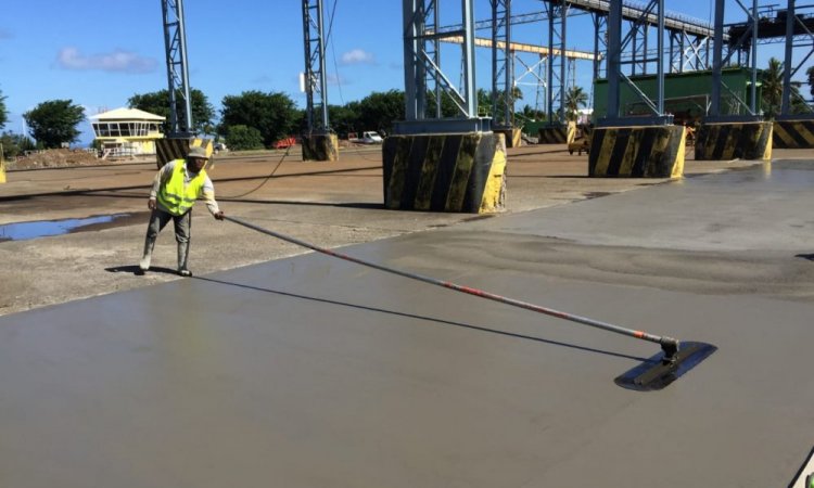 SURFACE BETON SUR PLATEFORME USINE SUCRIERE 